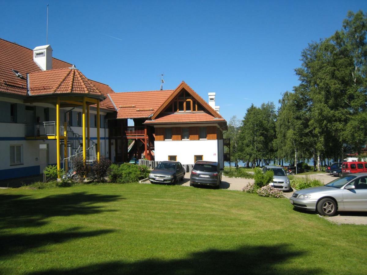 Apartman Riviera Apartment Lipno nad Vltavou Luaran gambar